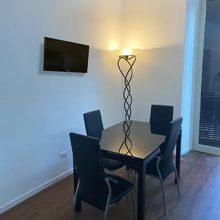 Domus Quadraro Ii Apartamento *